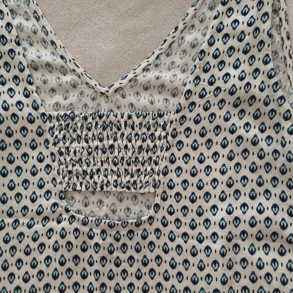 Blue Ikat Design Sleeveless Top | SIZE Large - Picture 6 of 11